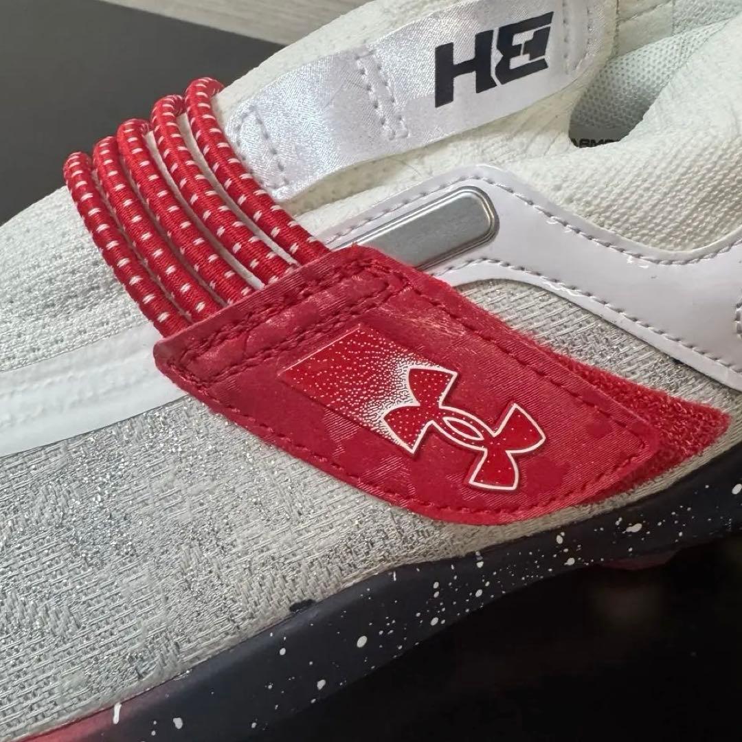 アンダーアーマー ベースボールスパイク 野球 金具 ハーパー8 ホワイト レッド