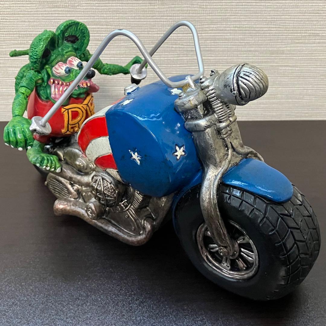RAT FINK★チョッパー置物ハーレーミニカーホットロッド灰皿ラットフィンク