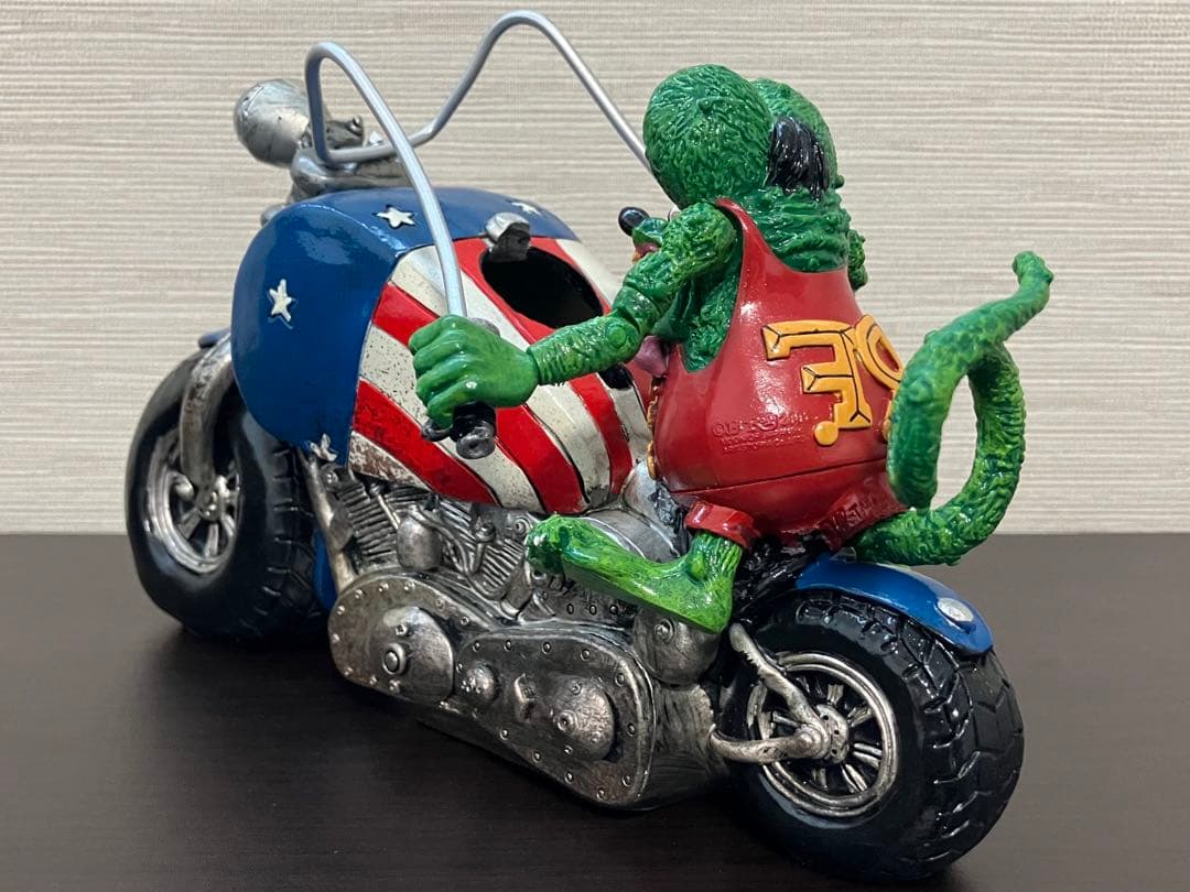 RAT FINK★チョッパー置物ハーレーミニカーホットロッド灰皿ラットフィンク