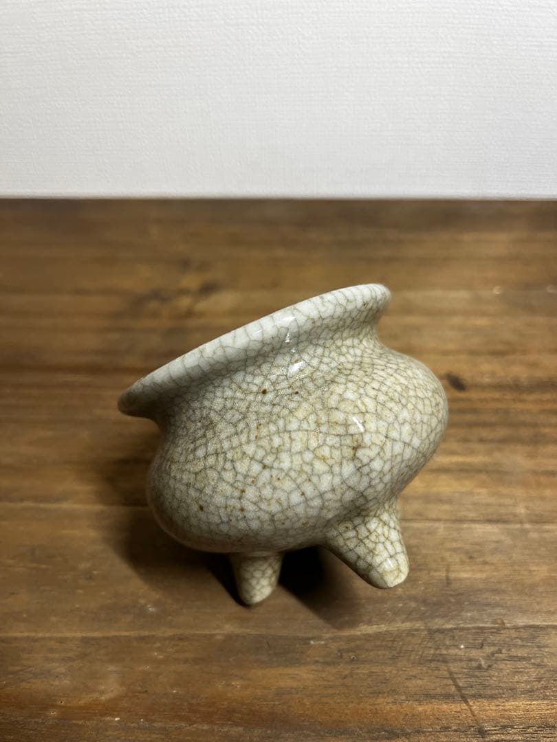 明時代　哥窯　三足香炉　明