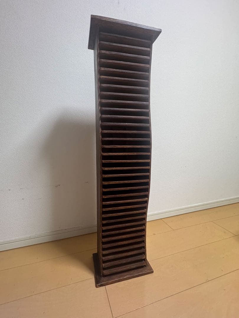 アジア　アンティーク　木製DVDラック