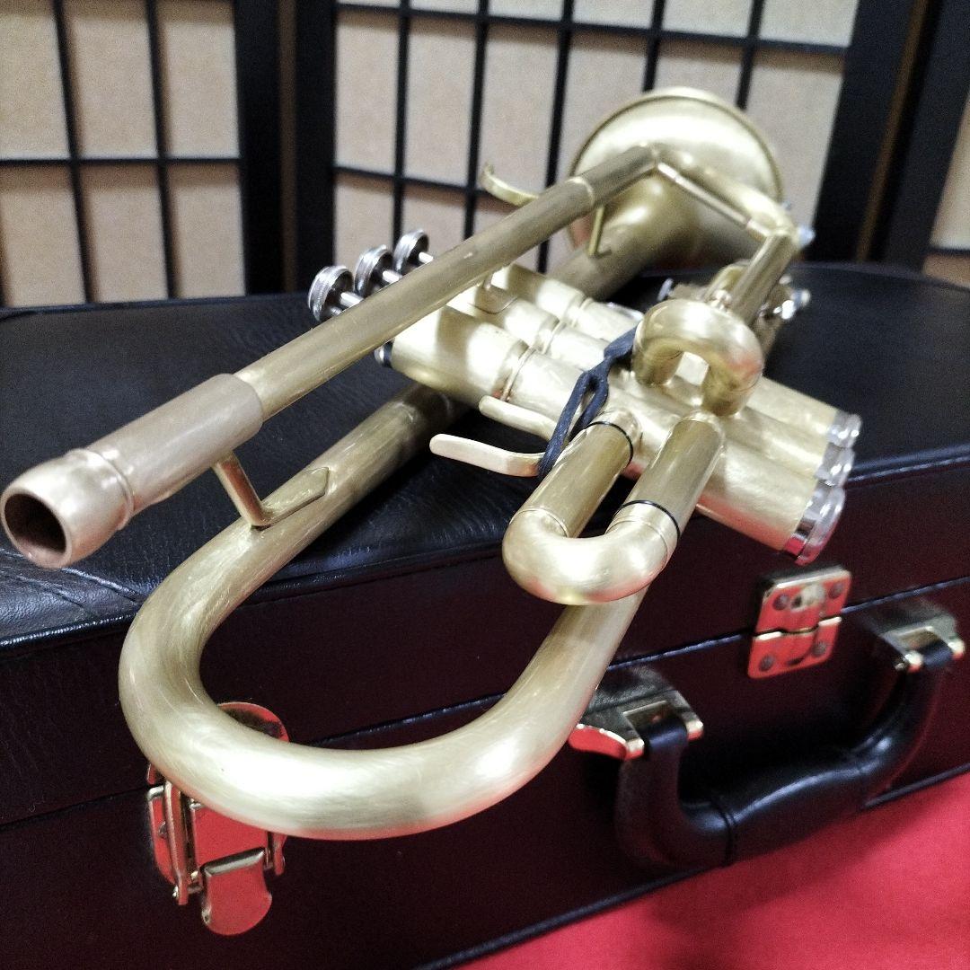 トランペットミネルバ