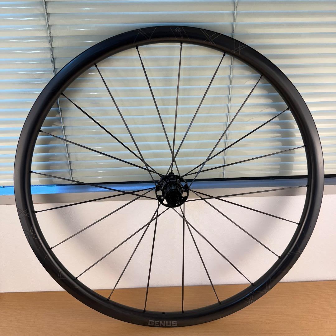 【美品】ERE RESEARCH GENUS SL30-R カーボンホイール