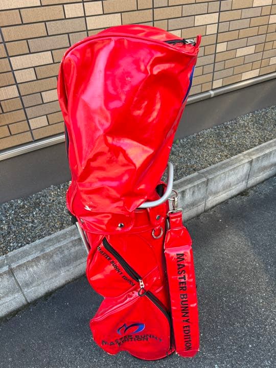 ヘッドカバーにやや傷ありますが、まだまだ使えます♡