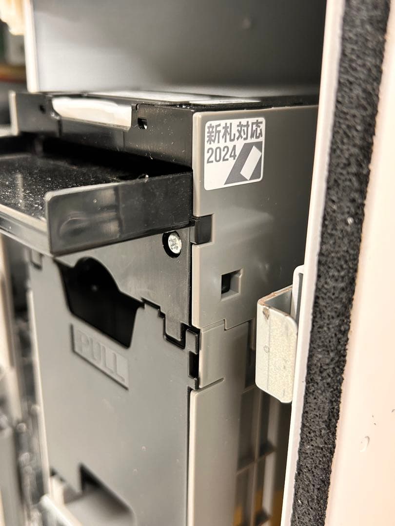 券売機・GLORY・VT-S20・送料無料•新紙幣新硬貨対応品・領収書可