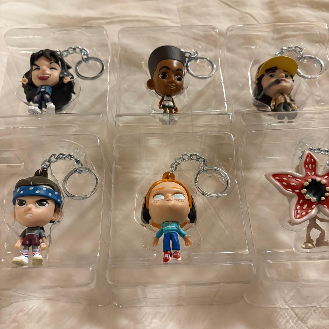 コンプリートセット　ストレンジャー・シングス フィギュアホルダー マックス