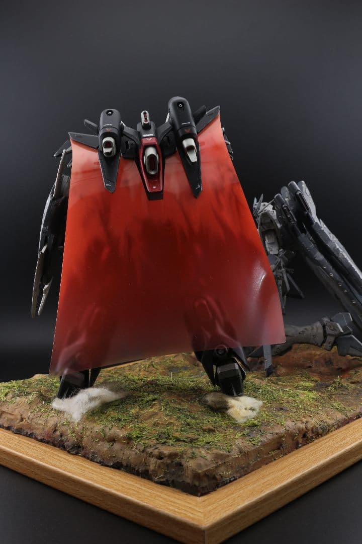 HGブラックナイトコードジヴァ　ストライクフリーダム　ジオラマ　塗装済み　完成品