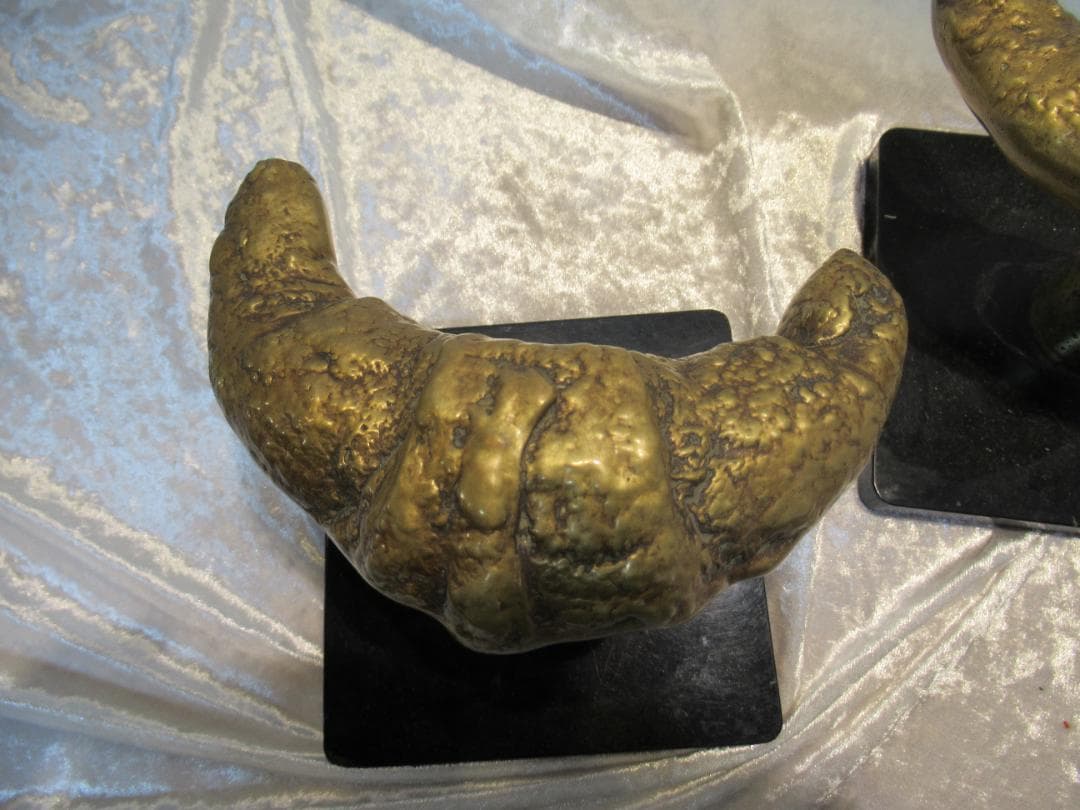 ドアノブ　作家物　真鍮　クロワッサン型　2個セット