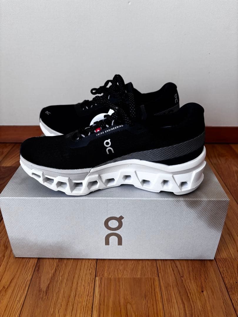 新品　On Cloudmonster2　Black | Frost　22.5cm