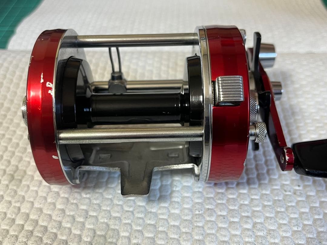 ABU アンバサダー7000 オールド