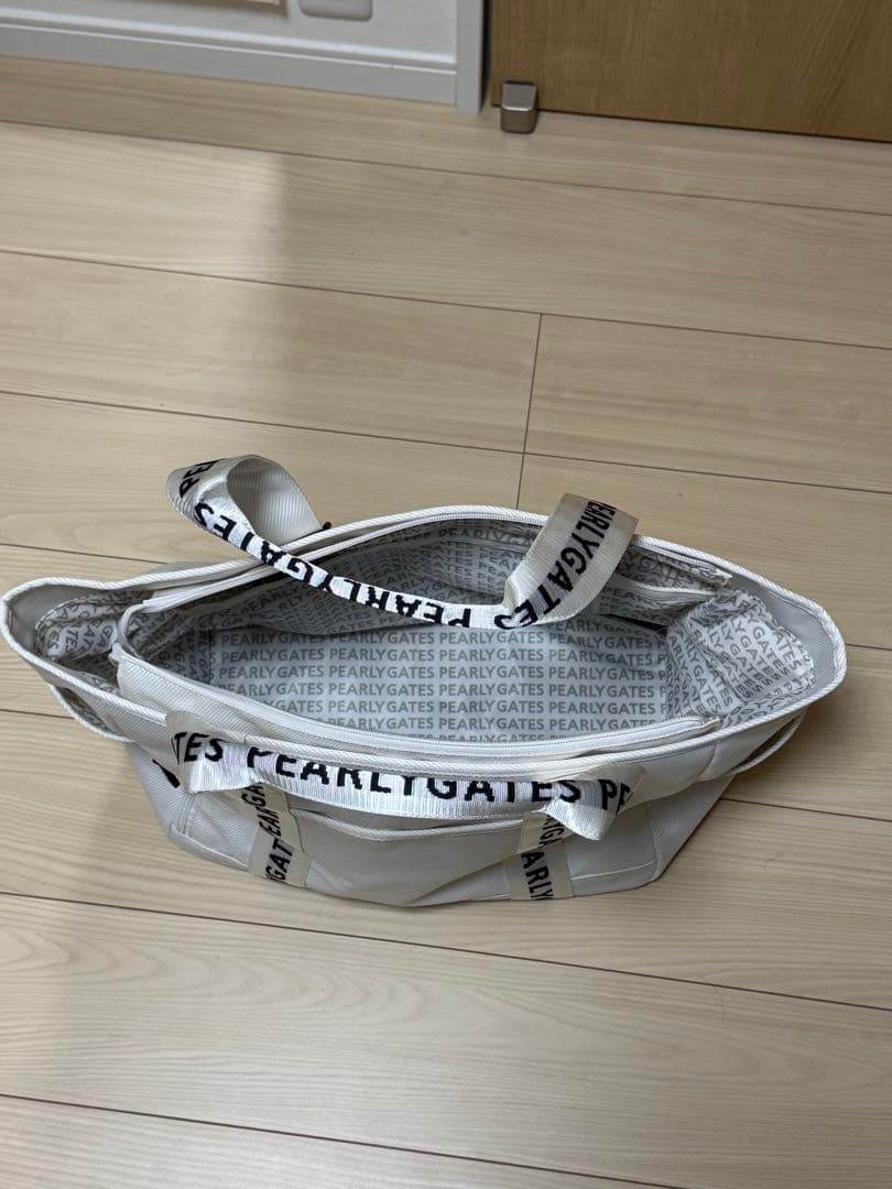 新品 未使用 PEARLY GATES ロッカーバッグ ホワイト　パーリーゲイツ