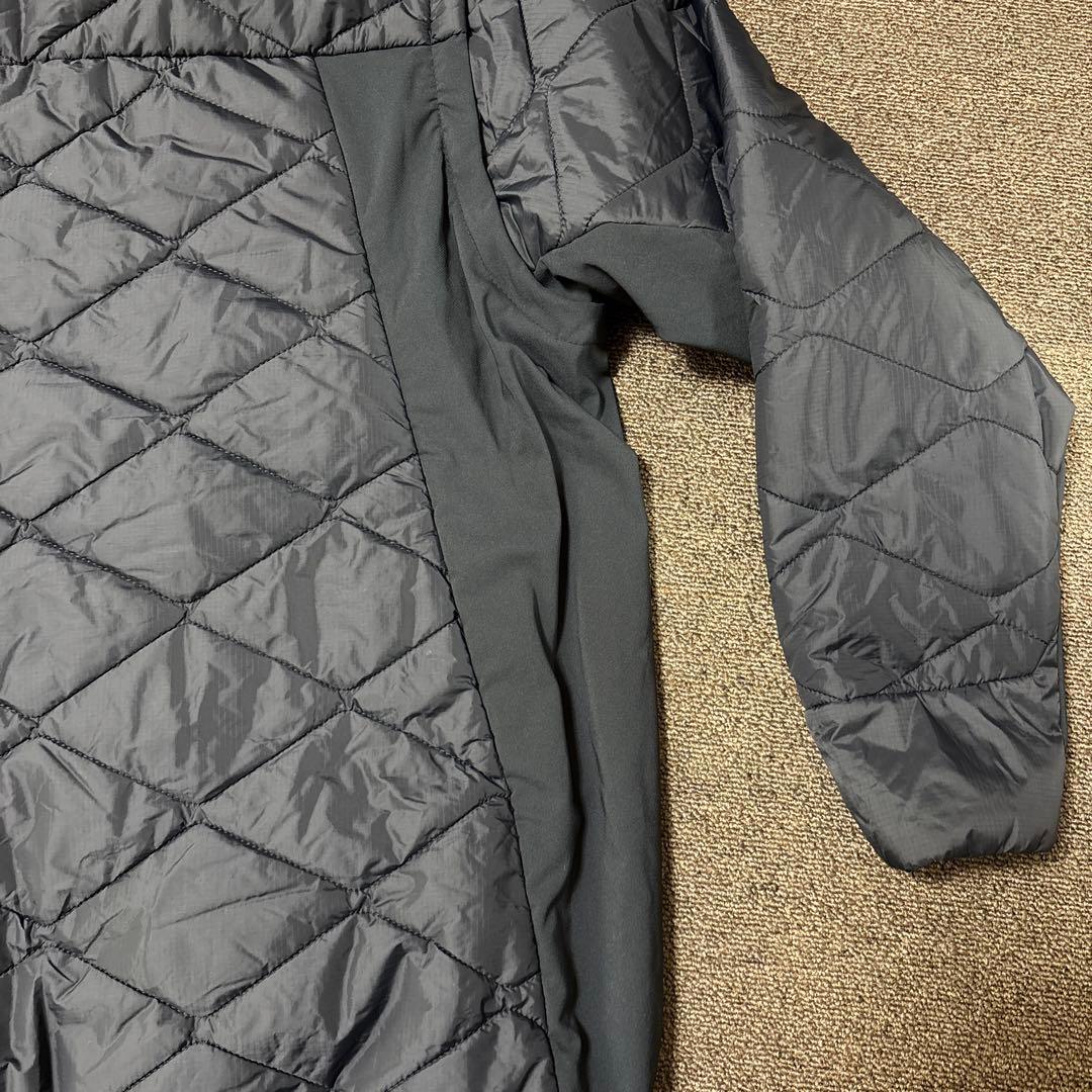 【極美品】オークリー　中綿ジャケット　ゴルフウェア　メンズ　ダウン　ベスト