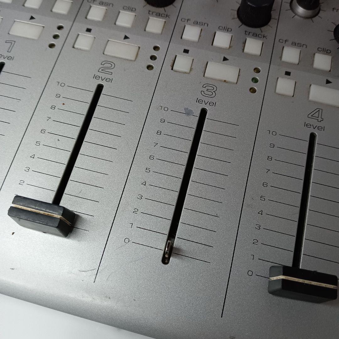 通電確認品 Vestax VCM-600 MIDIコントローラー ベスタクス