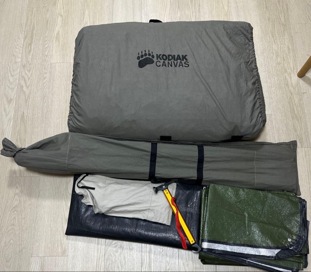 ①コディアックキャンバス 8人用テント