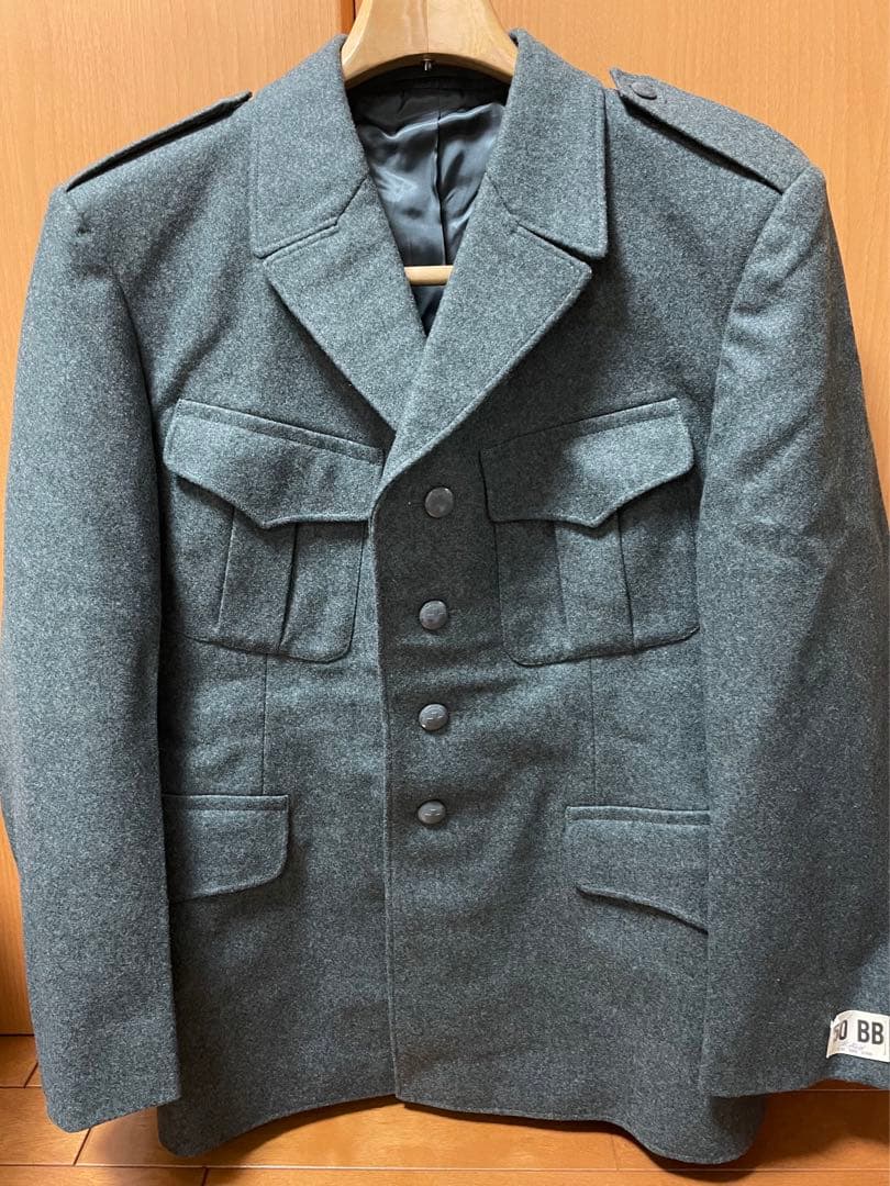 スイス軍　ミリタリー ジャケット　コート