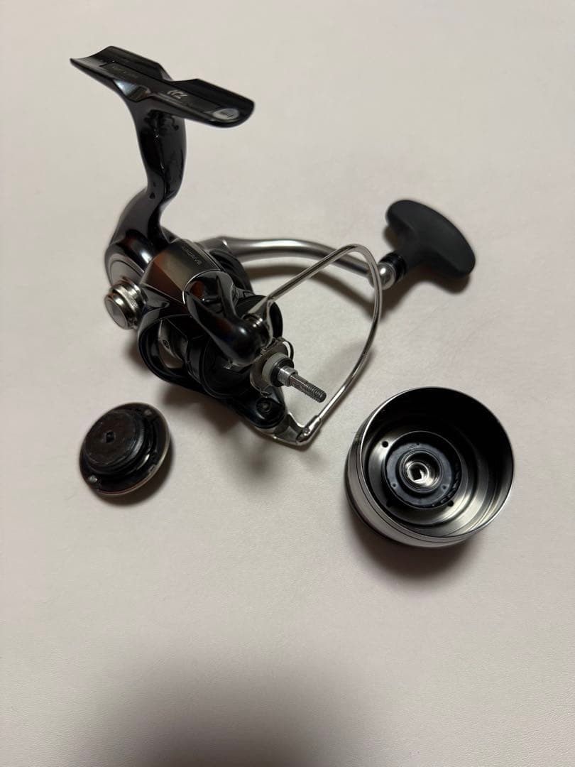 24セルテート　 LT3000-CH スピニングリール