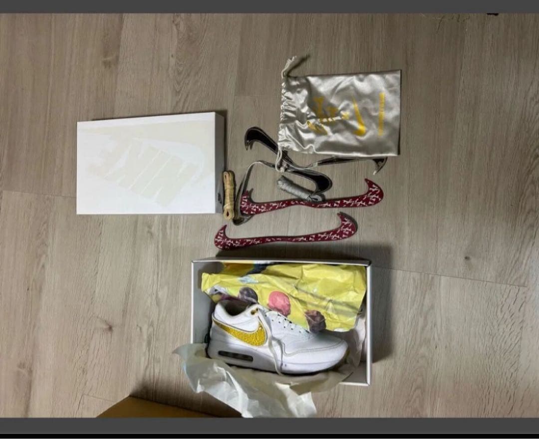 美品Nike Air Max 1 ホワイト/ゴールド26.5センチ