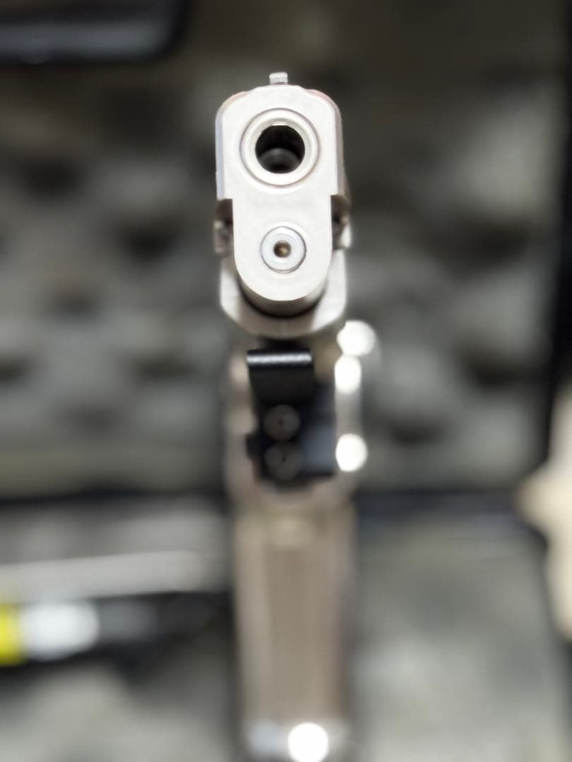 タナカ製 W.A. シグザウエルP226 ALLシルバーモデル DOSKOCIL