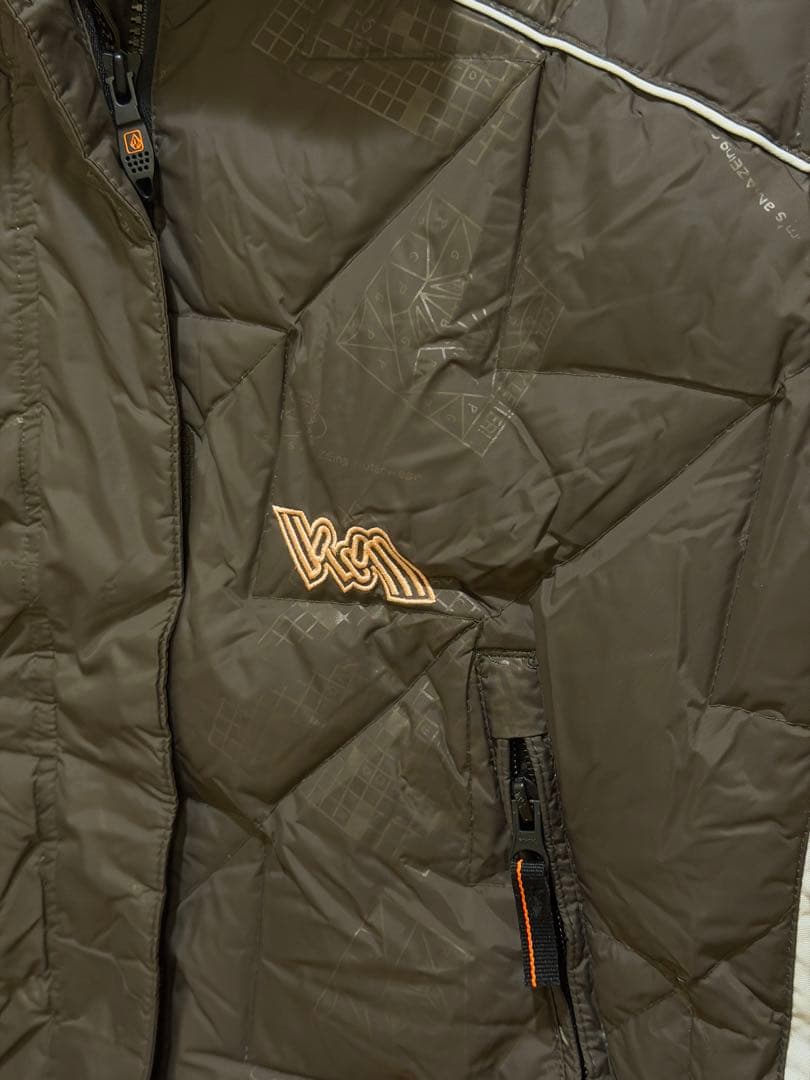 VOLCOM スノーボードウェア カーキ