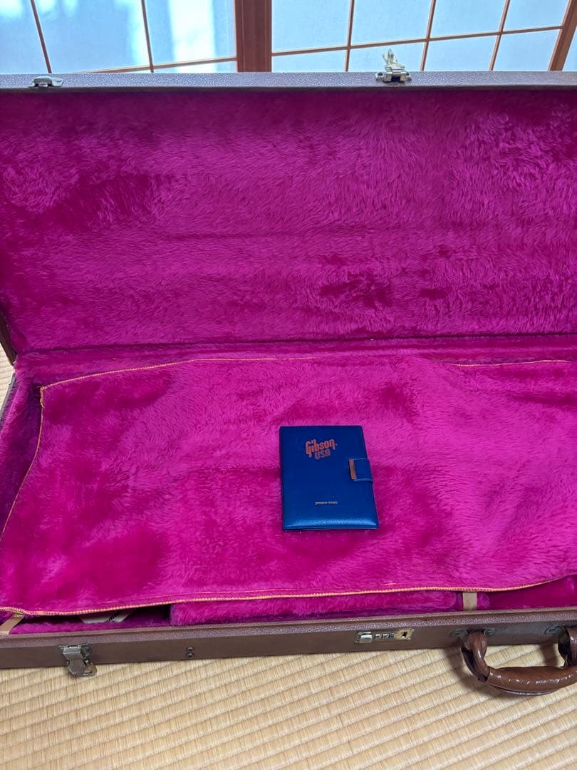 Gibson Firebird サンバースト ハードケース付