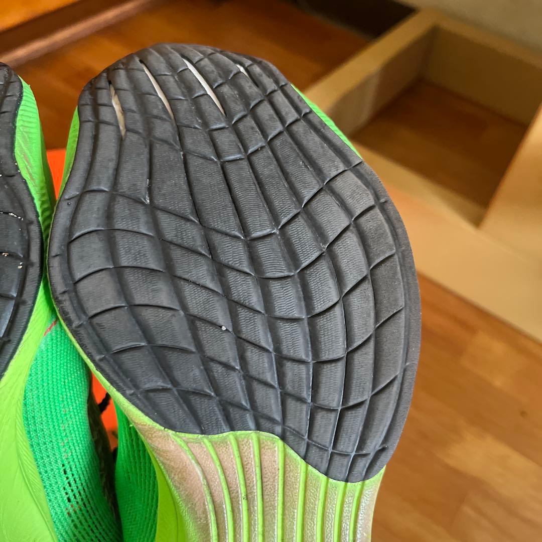 ナイキ ヴェイパーフライネクスト%2 27.0