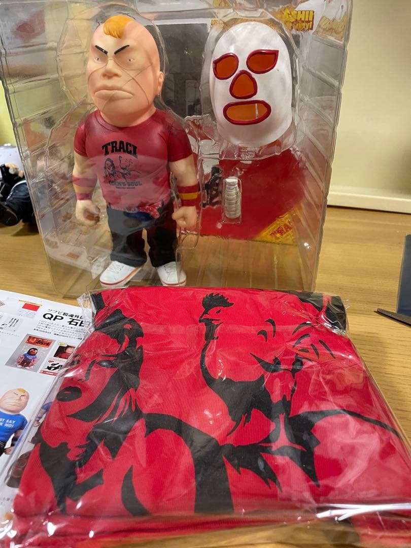 激レア　QP 石田　小鳥　gram限定 Tシャツ同梱版　クローズ　ソフビ