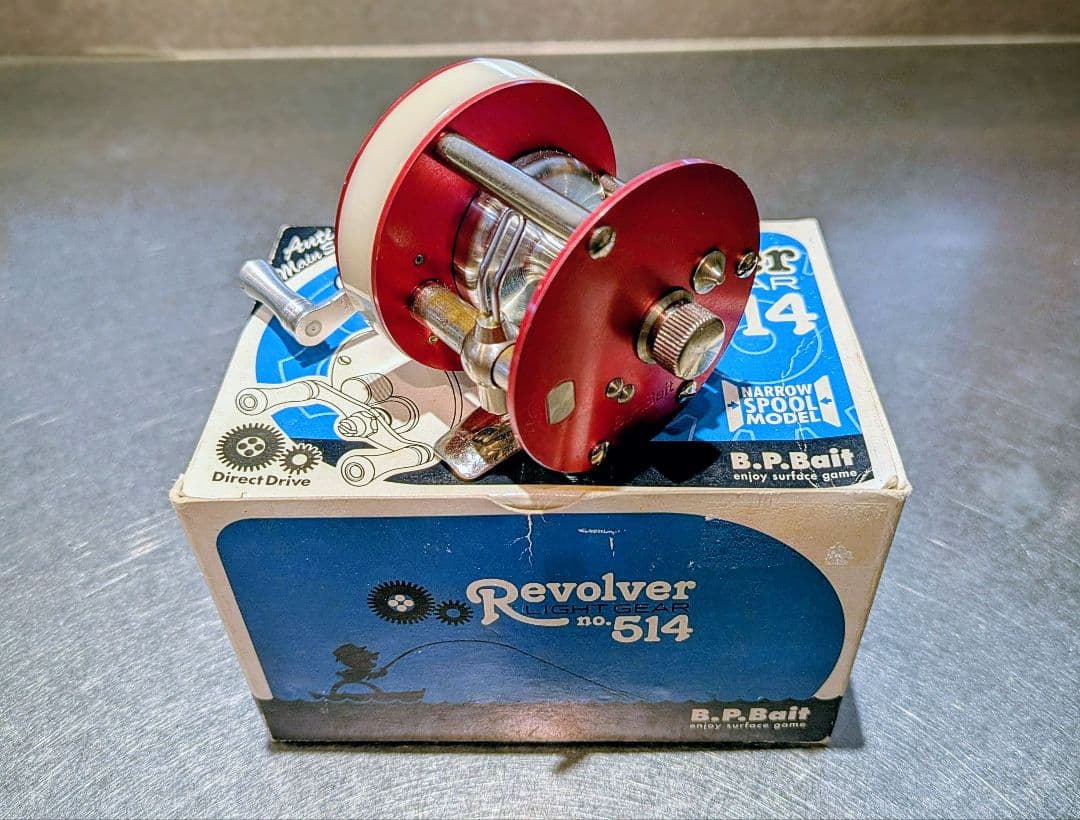 バスポンド　B.P.Bait　ビーピーベイト　リボルバー　リール