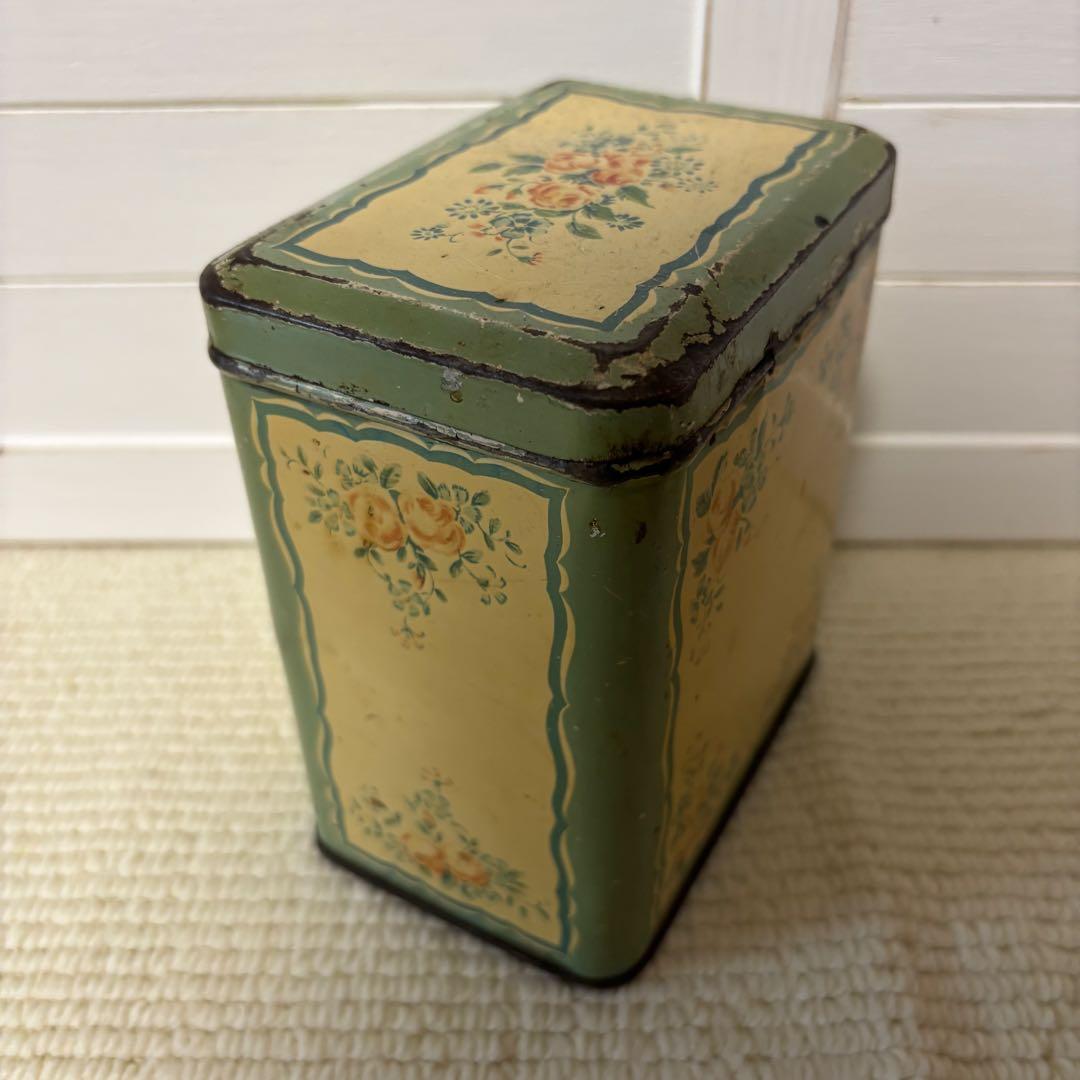 アンティーク　ショコラムニエ　TIN缶セット