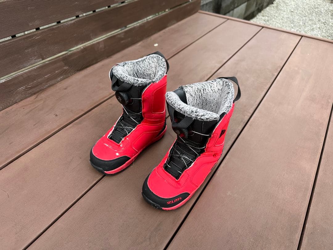 キッズスノーボード SPOON 110cm＋バイン＋ダイヤルブーツ　2023年