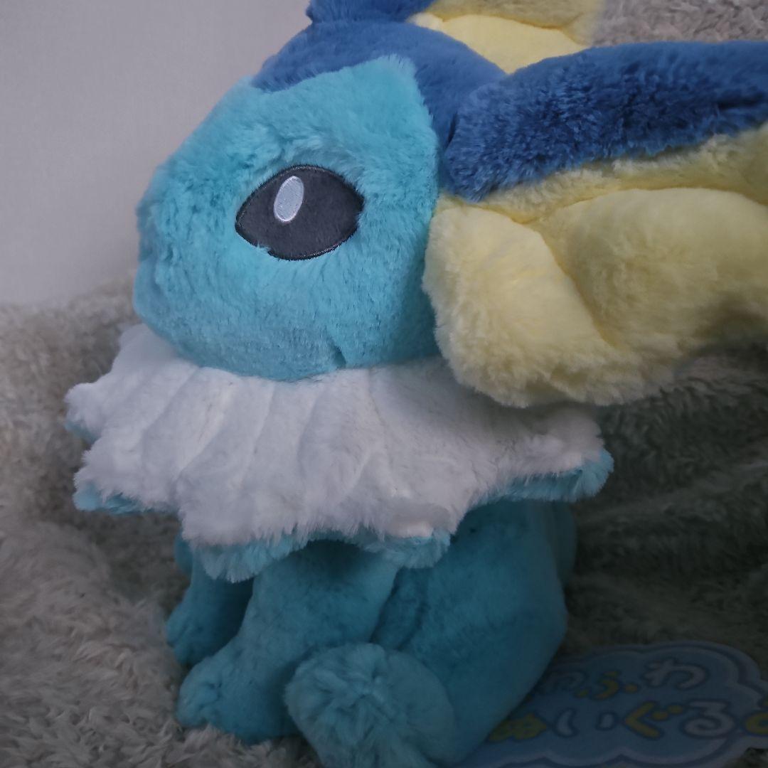 【新品美品・タグ付き】ポケモン ふわふわ抱きぬいぐるみ シャワーズ