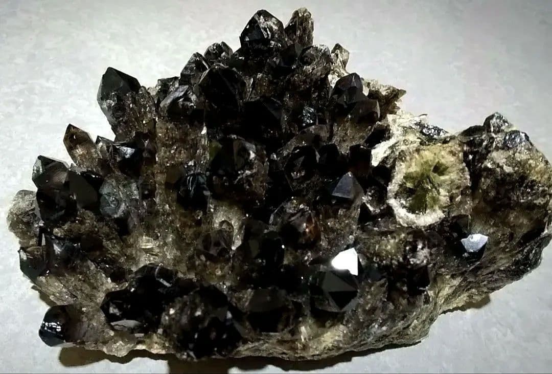 モリオン(黒水晶)クラスタ  特大