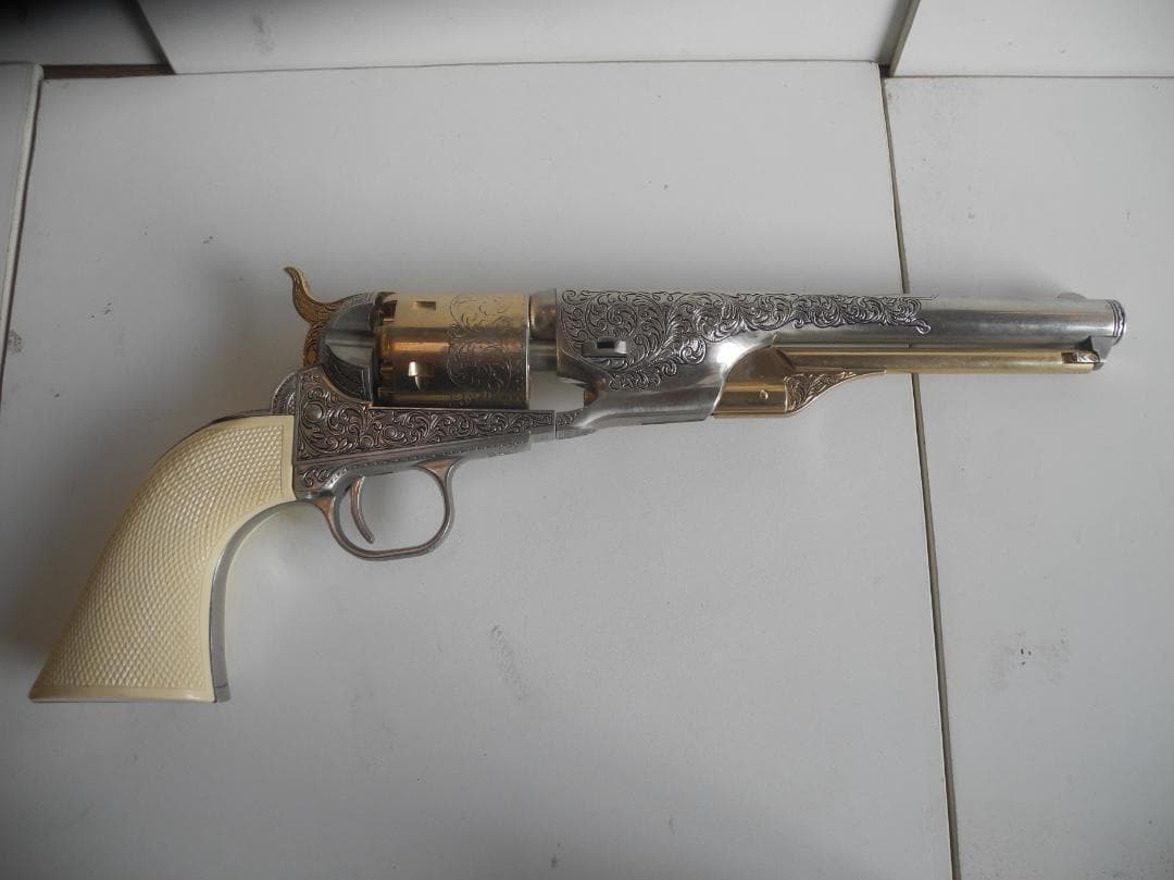 フランクリンミントコルトM1861Navy カスター将軍のリボルバー 装飾銃
