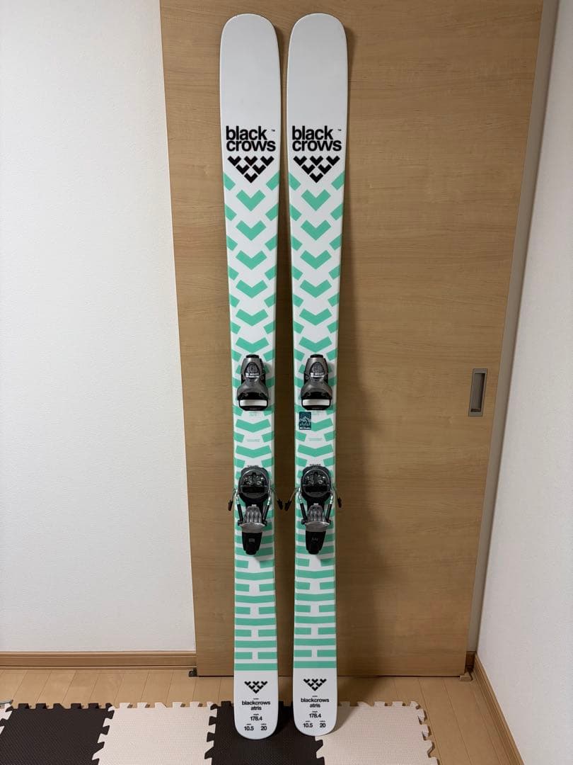 black crows atris ブラッククロウズ　アトリス