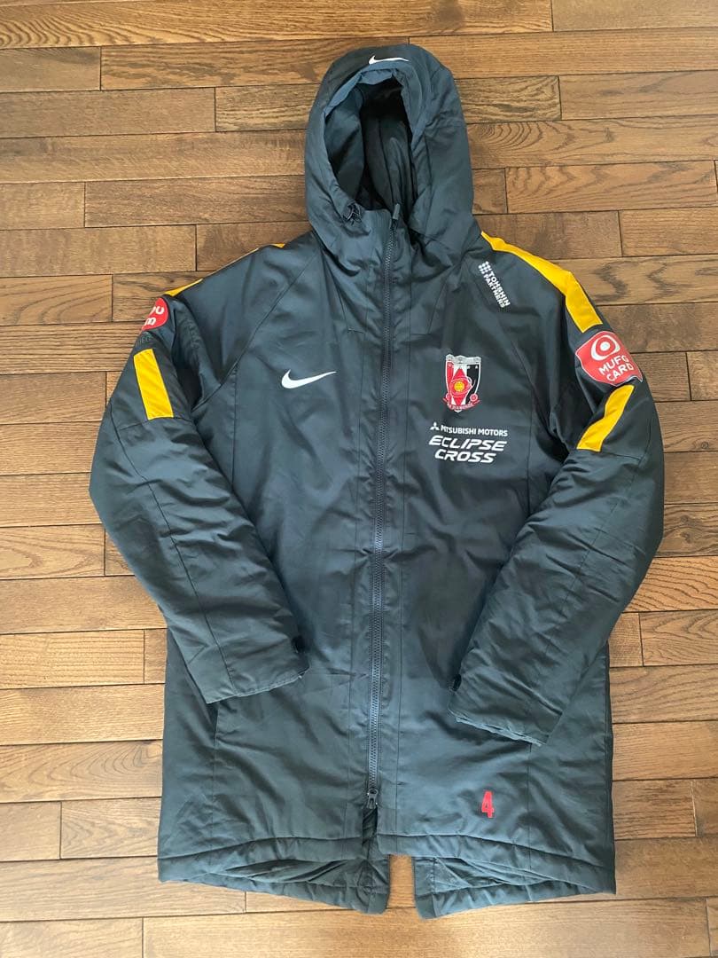 浦和レッズ スタッフ支給品 コート 【3月25日午前8時までの限定価格】