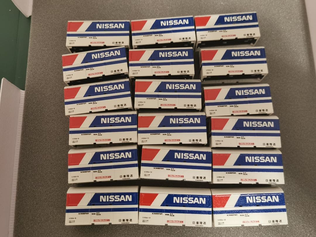 メ*0様 KATO U38A 日産陸送コンテナ　18個 6両分