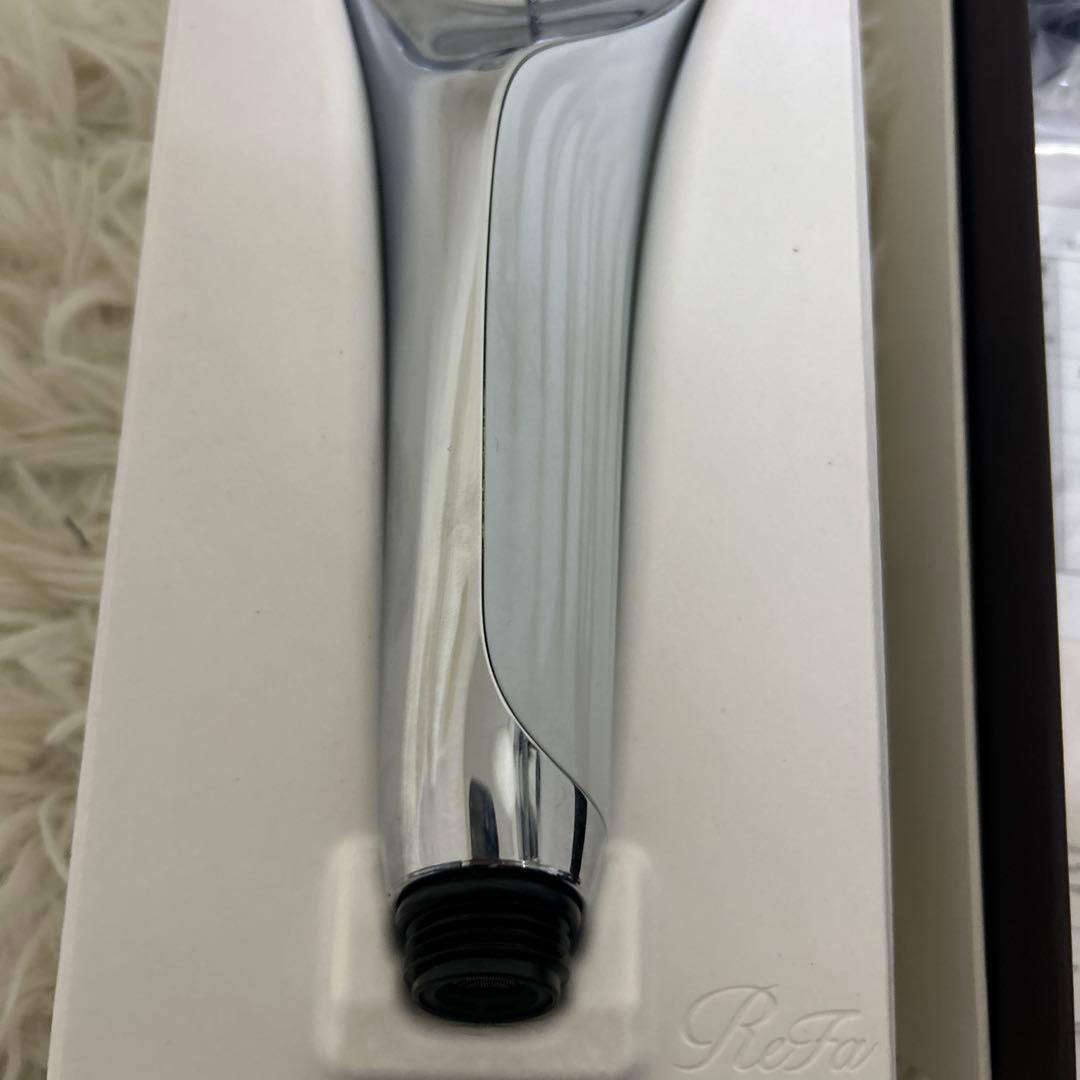 リファファインバブルU ホワイト シャワーヘッド　付属品