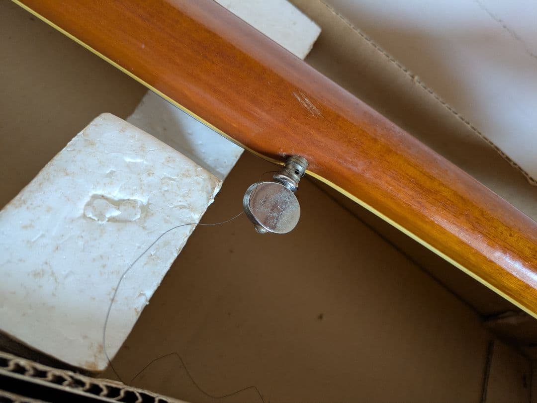 ピアレス　バンジョー5弦　※箱付き