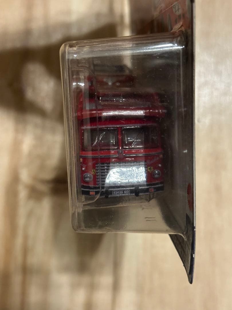 ホットウィール チームトランスポートフェラーリ250 GTOトヨタ FJ セット