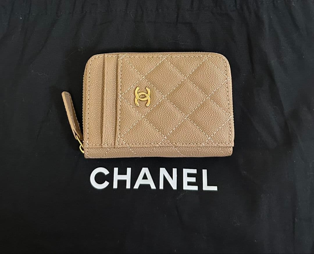 CHANELフラグメントケースケースベージュノベルティ新品