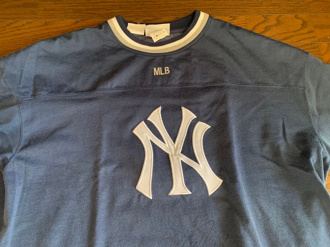 ニューヨーク・ヤンキース トレーナー 松坂大輔サインRamsワッペン