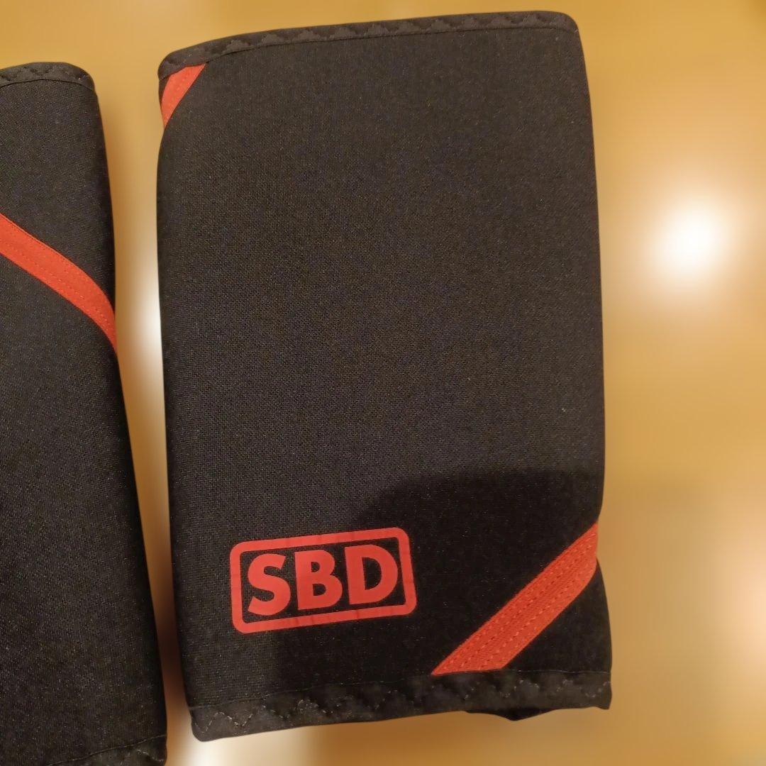 ヤマト 　SBD ニースリーブ 黒/赤　サイズXL