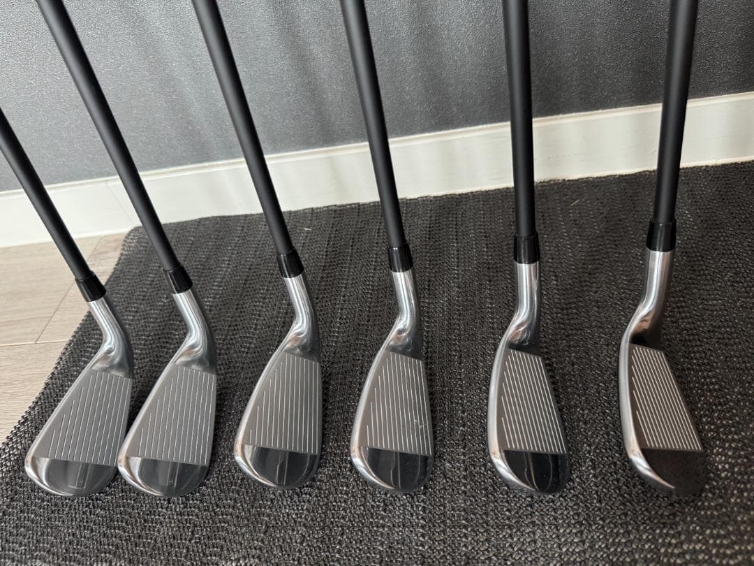 タイトリストT３５０　フジクラトラヴィス８５　Sシャフト６本美品