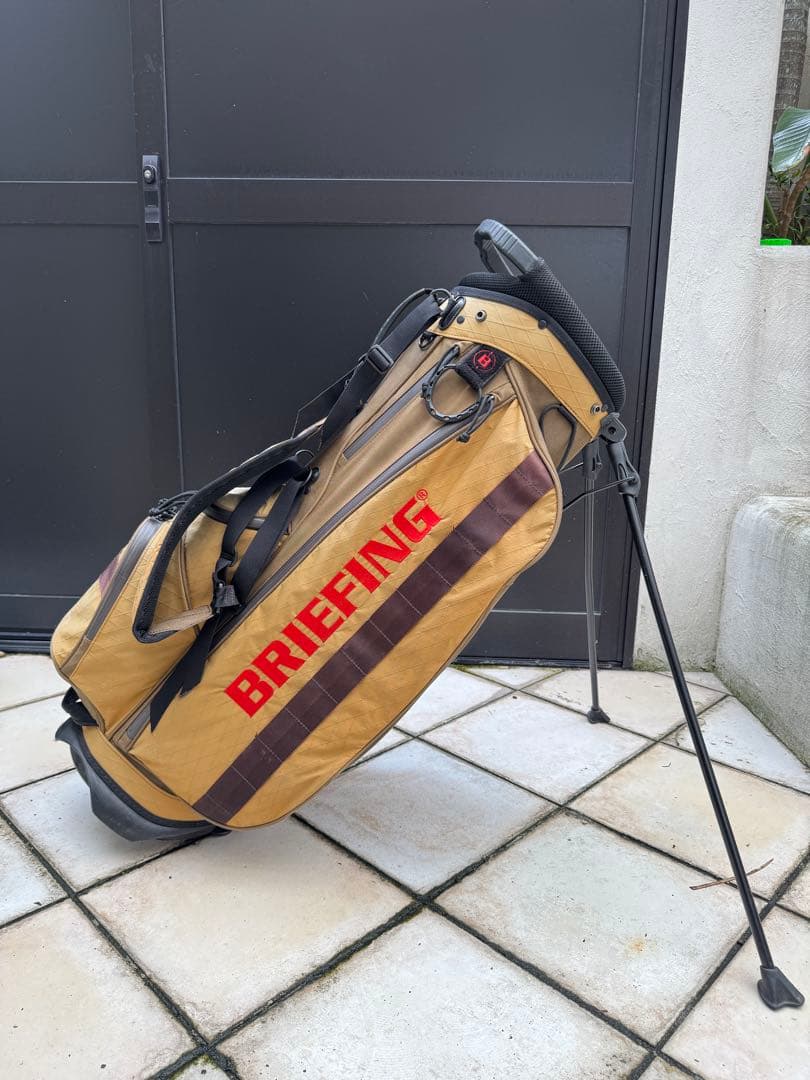 BRIEFING ゴルフバッグ ヘッドカバー3個付￼