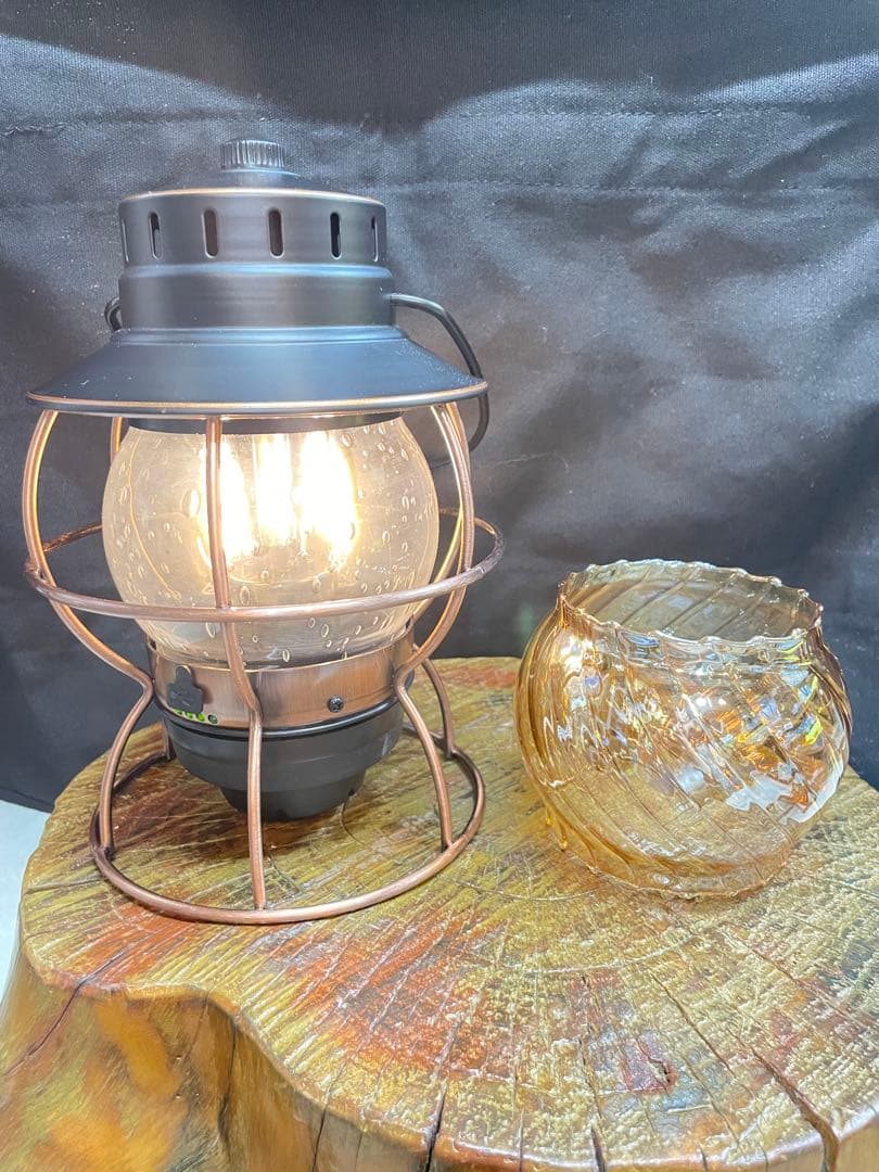 【新品未使用】ベアボーンズ　レイルロードランタンLEDアンティークブロンズ＋ホヤ