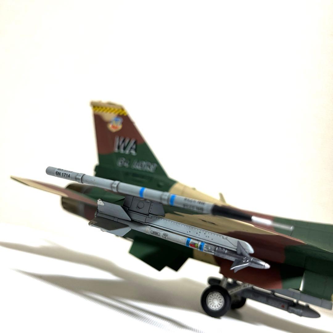 戦闘機プラモデル完成品1/48タミヤF-16アグレッサー