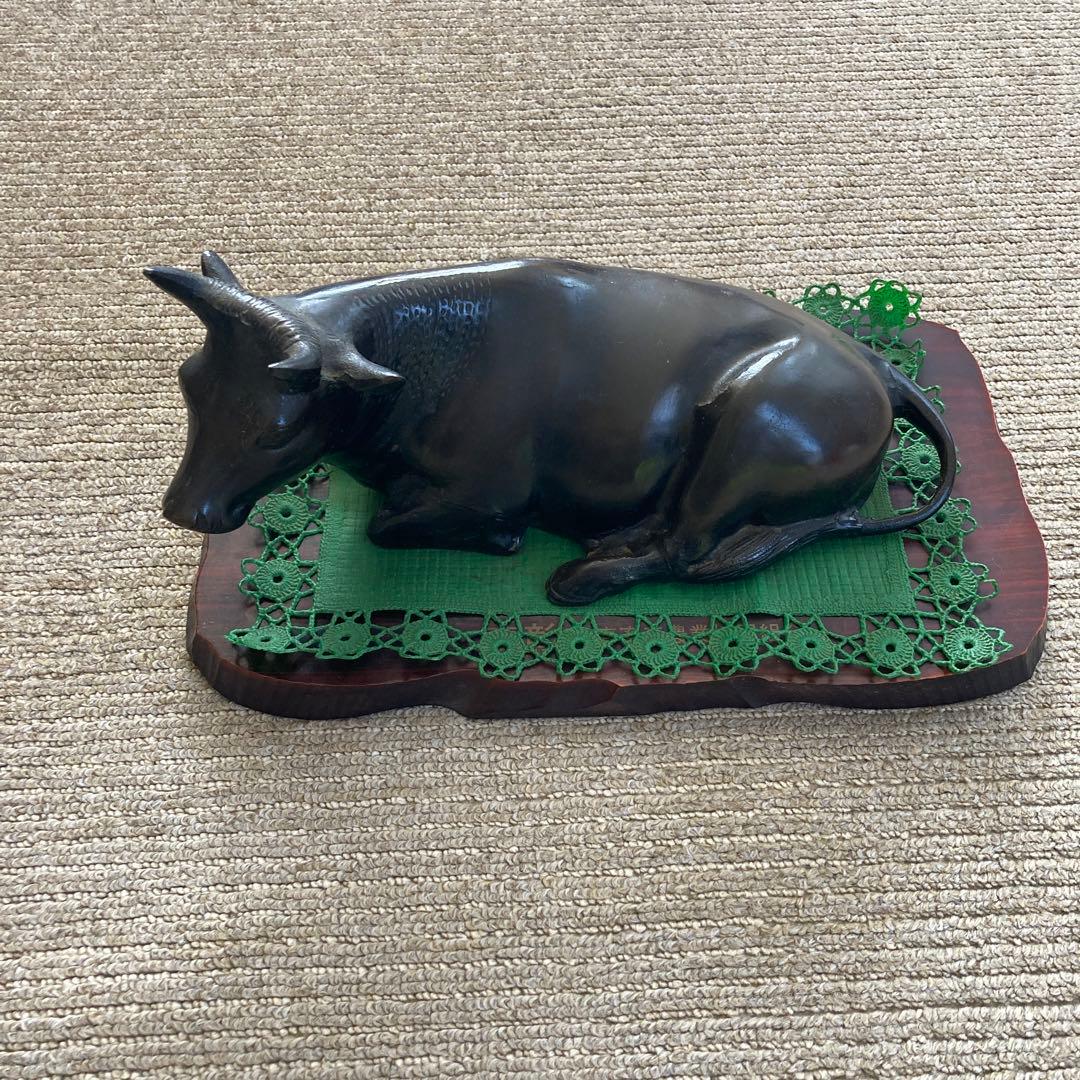 匿名配送　牛　置物　アンティーク　オブジェ　レトロ　動物