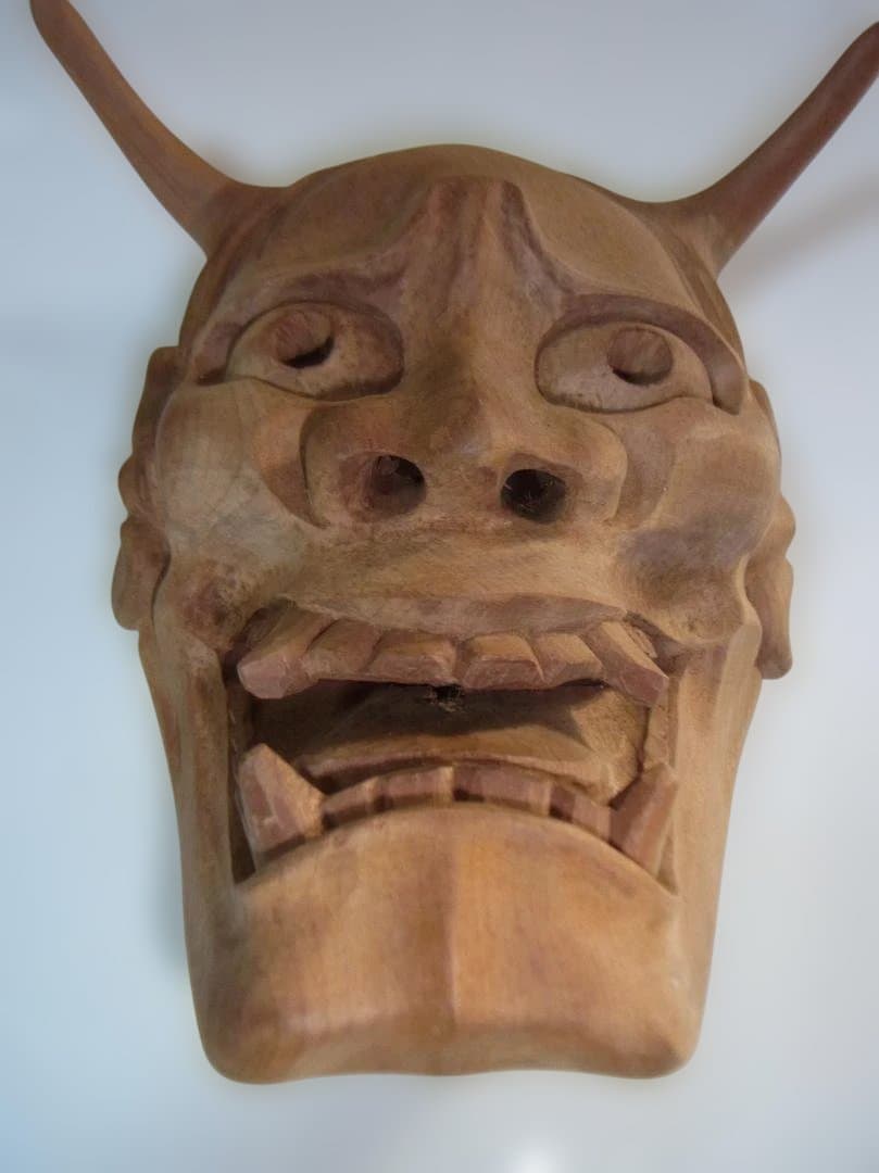 極上木製般若面角付き和風 インテリア