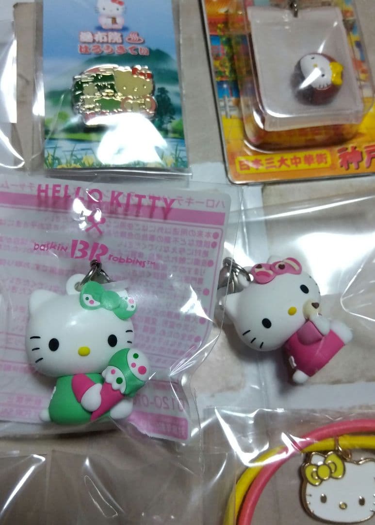 ハローキティ　根付　キーホルダー　ボールペン　等　マスコット　52個 まとめ売り