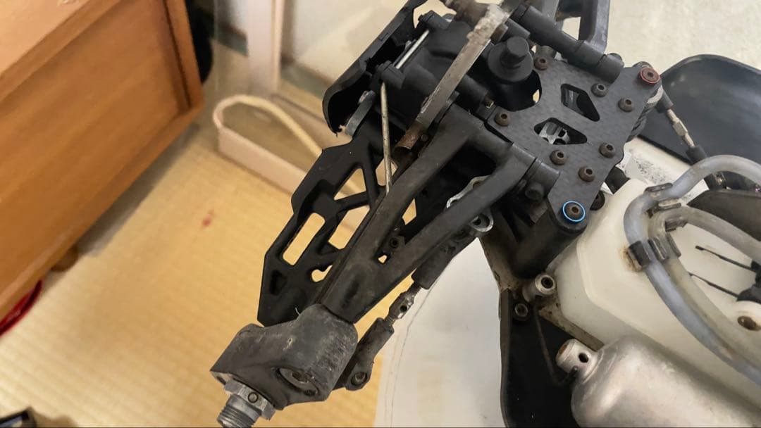 1/8 エンジンバギー