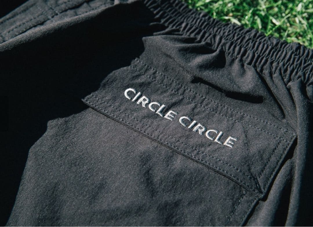 CIRCLE CIRCLE イージーパンツ